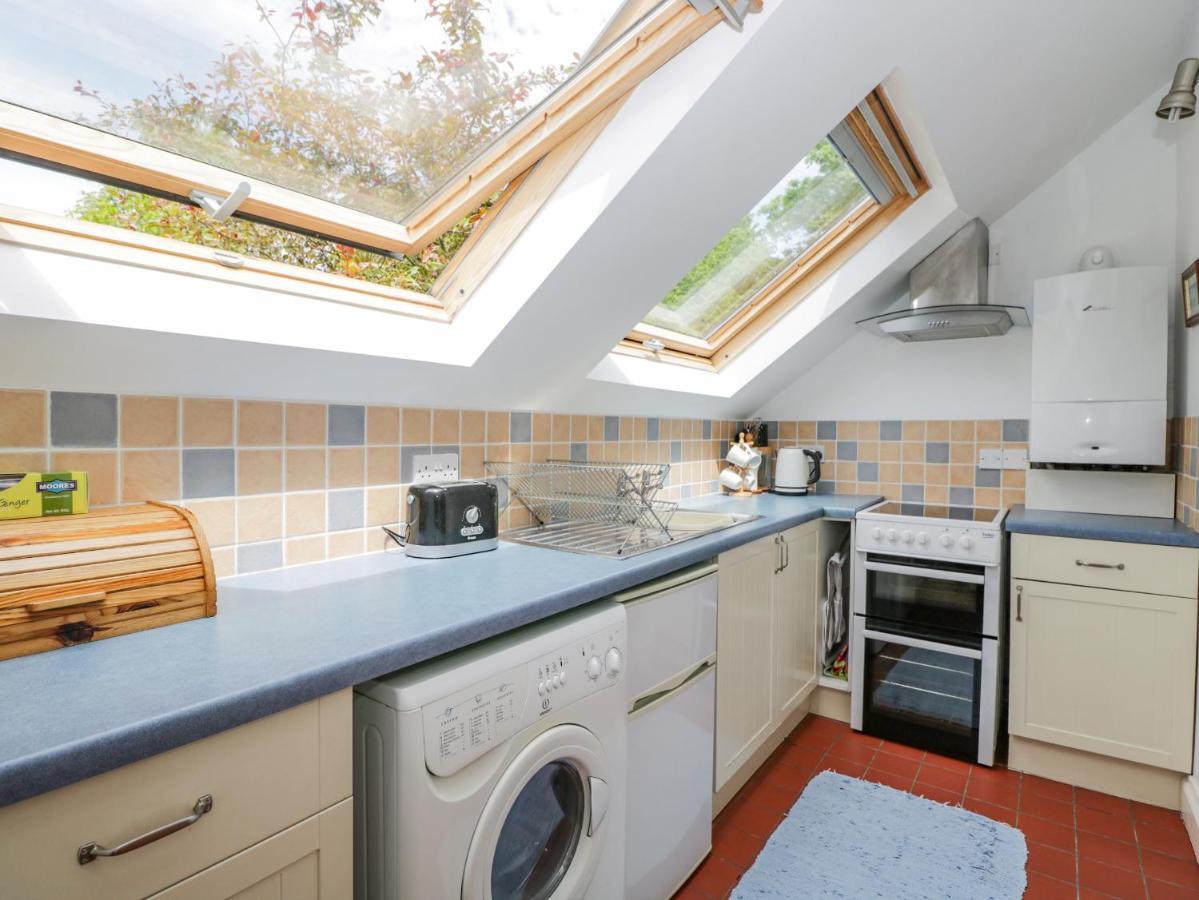 Parkfield Cottage Sturminster Marshall Exterior photo